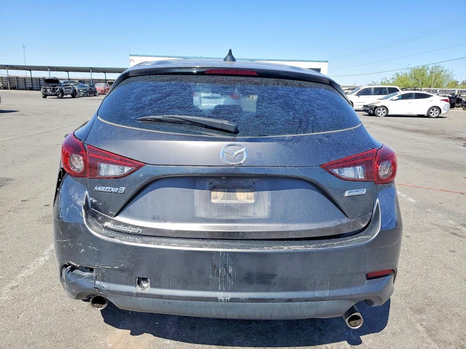 50116476 :رقم المزاد ، 3MZBN1L34JM192041 vin ، 2018 Mazda 3 مزاد بيع