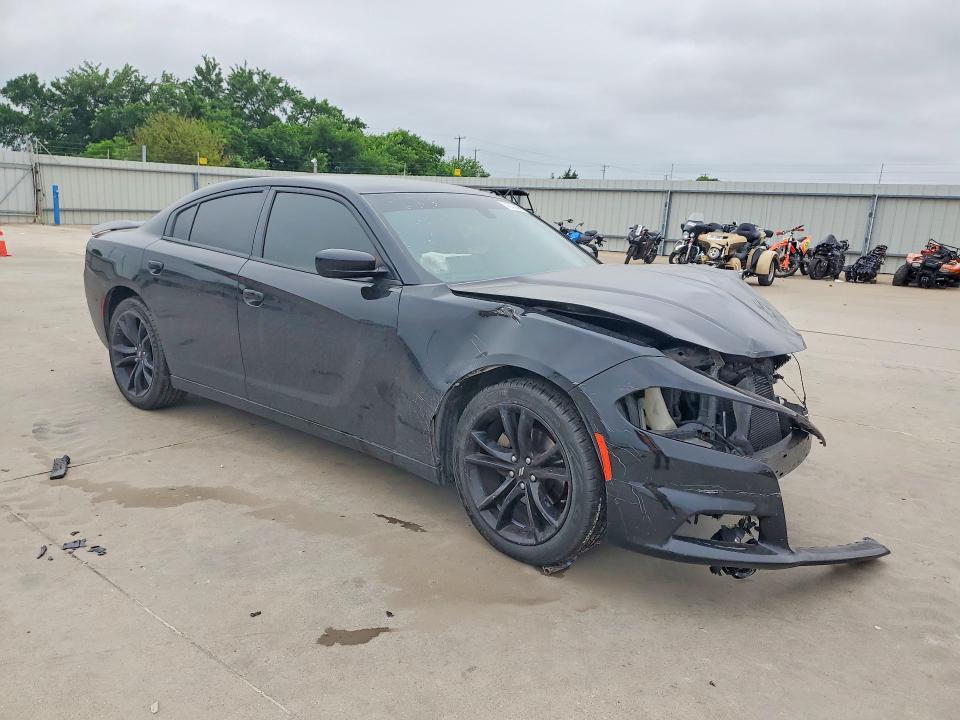 51813806 :رقم المزاد ، 2C3CDXBGXJH186202 vin ، 2018 Dodge Charger مزاد بيع