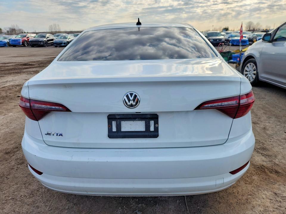 2021 Volkswagen Jetta Highline 1.4 Tsi 4dr მანქანა იყიდება აუქციონზე, vin: 3VWE57BU5MM062381, აუქციონის ნომერი: 49607806