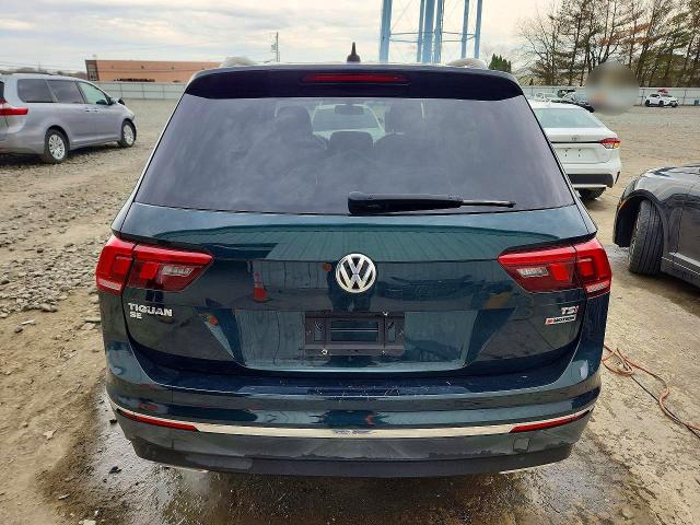 Продаж на аукціоні авто 2018 Volkswagen Tiguan, vin: 3VV2B7AX7JM200767, номер лоту: 49771056