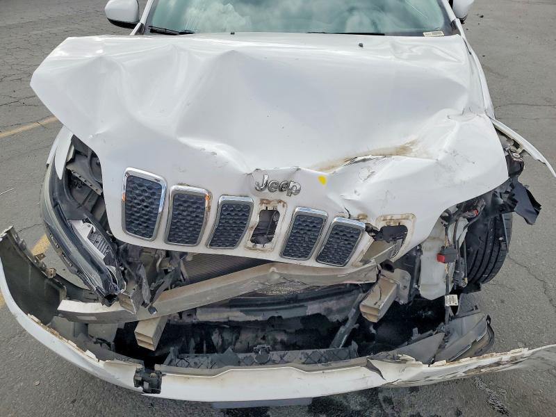 49632356 :رقم المزاد ، 1C4PJMCB7KD280575 vin ، 2019 Jeep Cherokee مزاد بيع