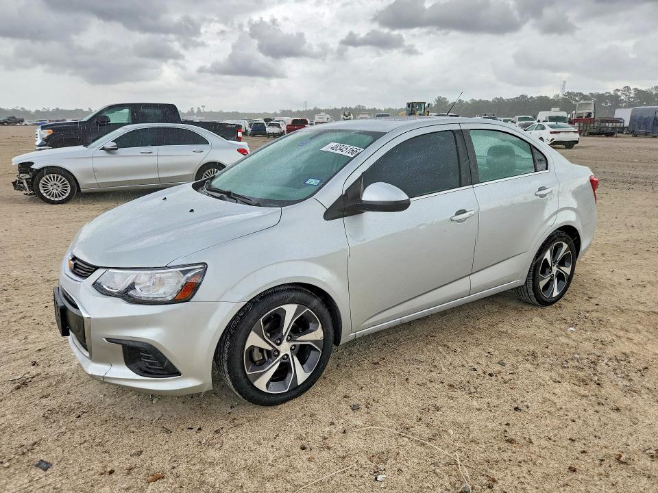 48345166 :رقم المزاد ، 1G1JF5SB9L4114146 vin ، 2020 Chevrolet Sonic مزاد بيع
