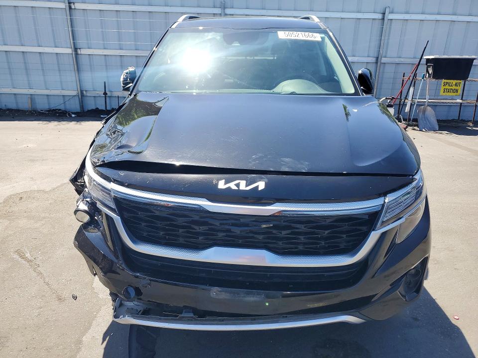 50521666 :رقم المزاد ، KNDEU2AA9N7311602 vin ، 2022 Kia Seltos مزاد بيع