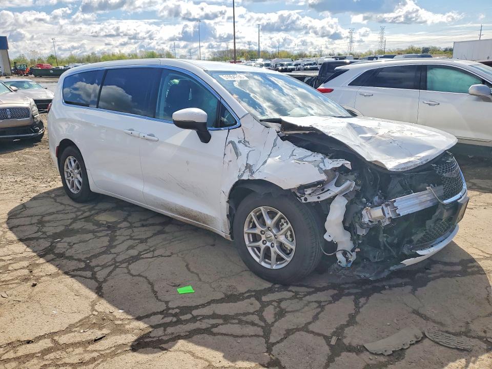 Продаж на аукціоні авто 2023 Chrysler Pacifica, vin: 2C4RC1L75PR622431, номер лоту: 51954266