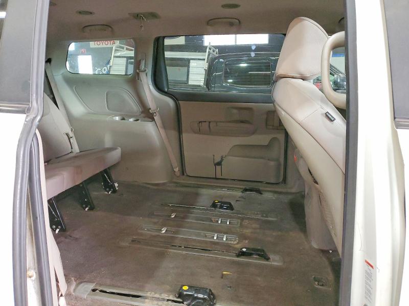 Продаж на аукціоні авто 2017 Kia Sedona, vin: KNDMB5C12H6229088, номер лоту: 48777976