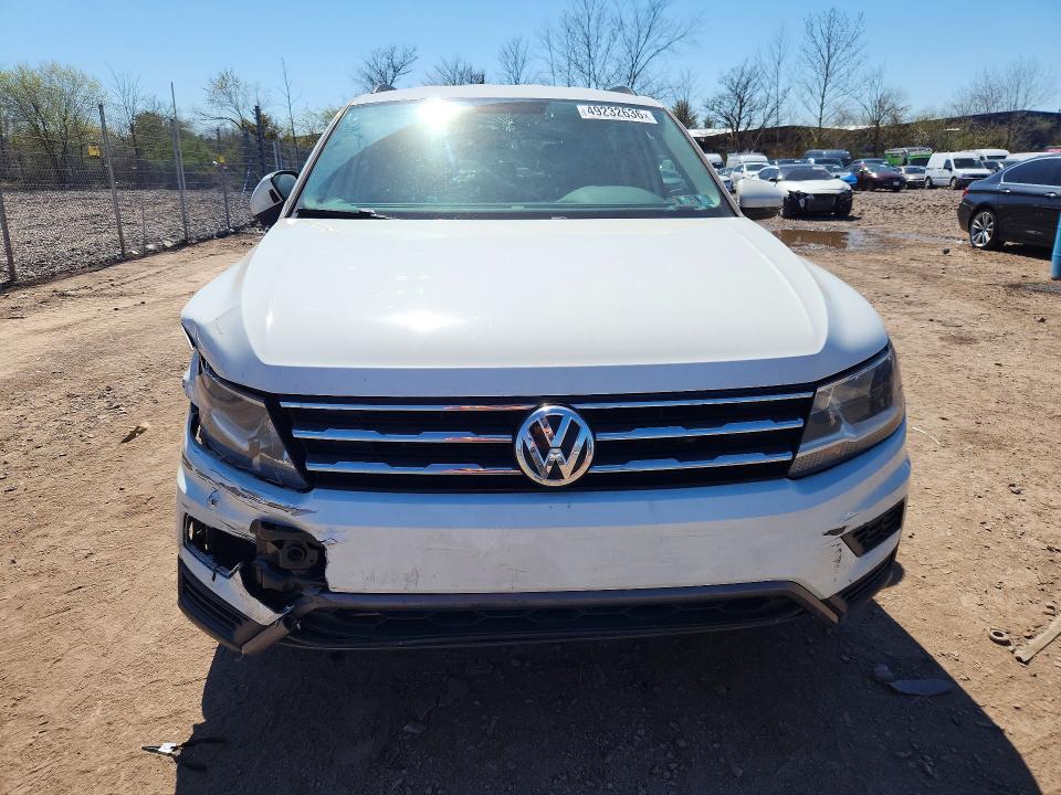 2021 Volkswagen Tiguan მანქანა იყიდება აუქციონზე, vin: 3VV1B7AX0MM128178, აუქციონის ნომერი: 49232636