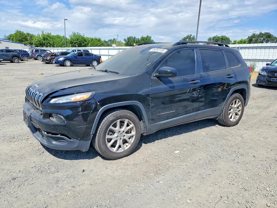 49283136 :رقم المزاد ، 1C4PJLAB3HW593407 vin ، 2017 Jeep Cherokee مزاد بيع