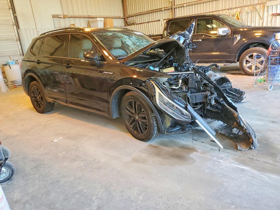 2022 Volkswagen Tiguan მანქანა იყიდება აუქციონზე, vin: 3VVCB7AX6NM132830, აუქციონის ნომერი: 48701126