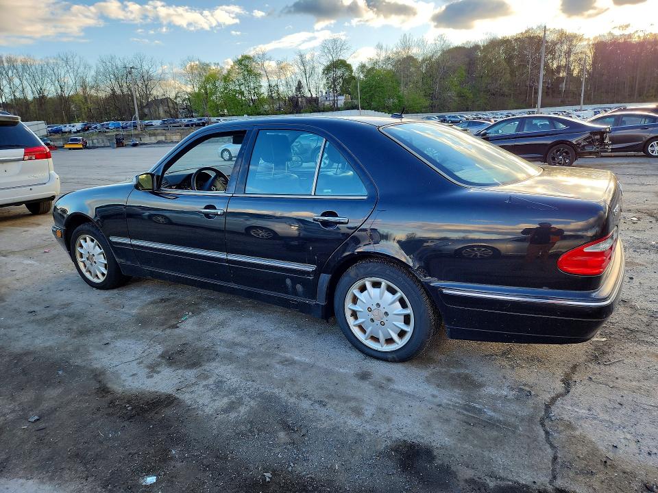 2001 Mercedes Benz E-class მანქანა იყიდება აუქციონზე, vin: WDBJF82J81X045086, აუქციონის ნომერი: 50523186