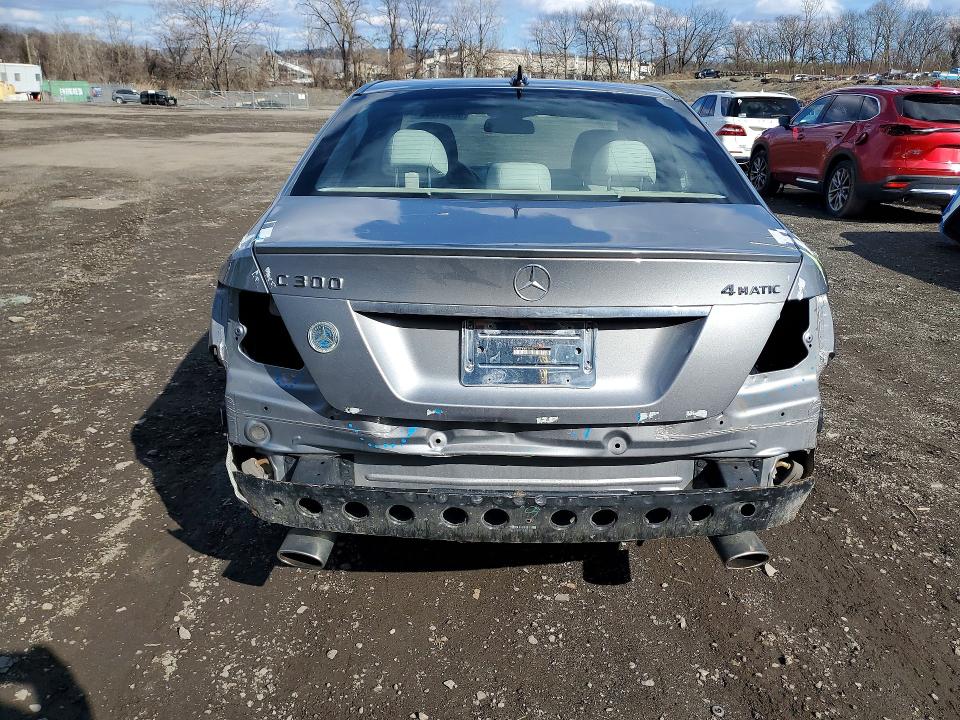 2011 Mercedes-benz C მანქანა იყიდება აუქციონზე, vin: WDDGF8BB6BR181717, აუქციონის ნომერი: 48901986