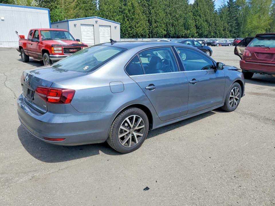 51205686 :رقم المزاد ، 3VWDB7AJXHM299000 vin ، 2017 Volkswagen Jetta مزاد بيع
