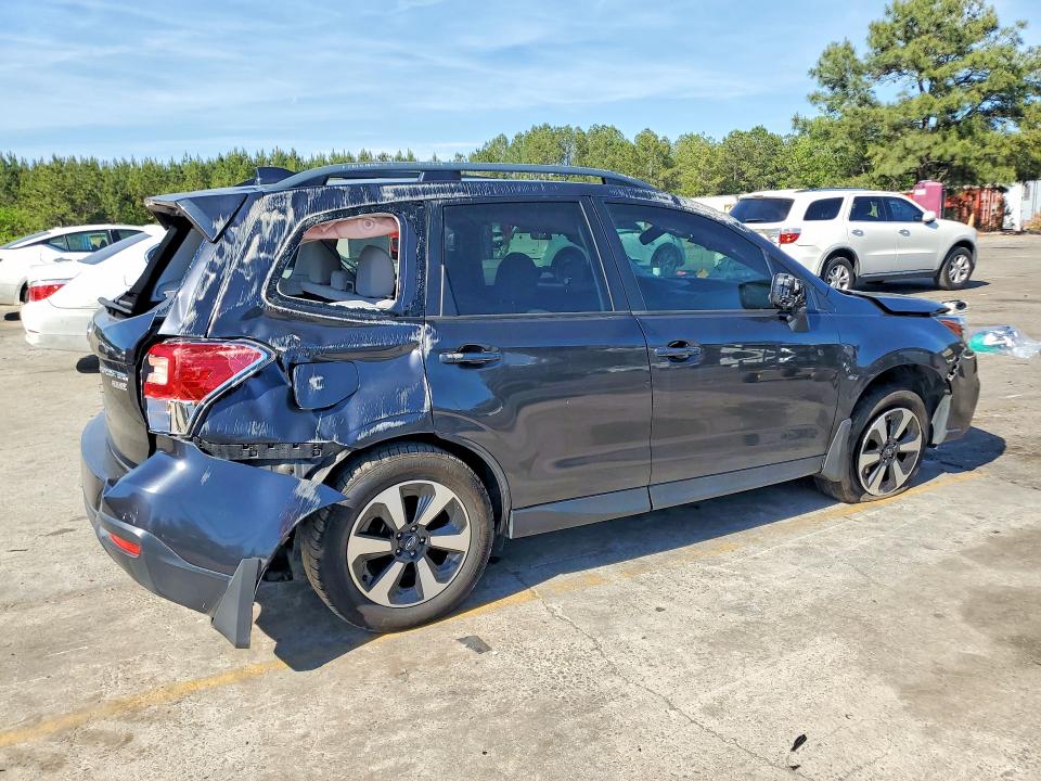 Продажа на аукционе авто 2017 Subaru Forester, vin: JF2SJAEC6HH560926, номер лота: 50692146