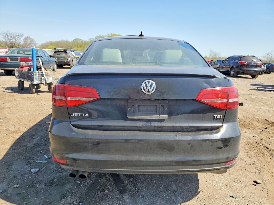 2015 Volkswagen Jetta მანქანა იყიდება აუქციონზე, vin: 3VWD17AJ8FM327649, აუქციონის ნომერი: 48989426