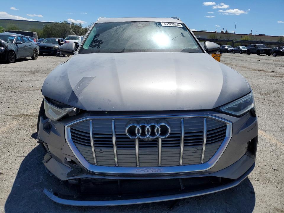 Aukcja sprzedaży 2019 Audi E-tron, vin: WA1VAAGE7KB024954, numer aukcji: 49128906