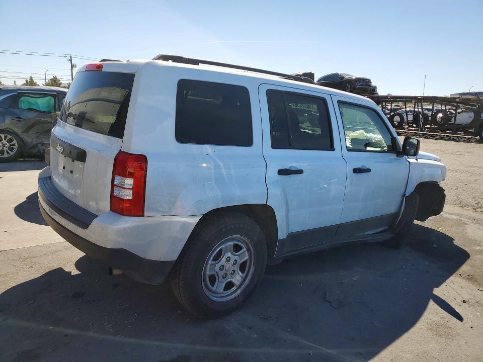 48857336 :رقم المزاد ، 1C4NJPBA4GD561449 vin ، 2016 Jeep Patriot مزاد بيع