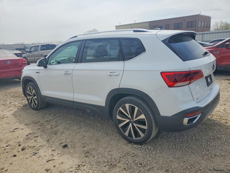 Auction sale of the 2022 Volkswagen Taos, vin: 3VVLX7B23NM066645, lot number: 48946926