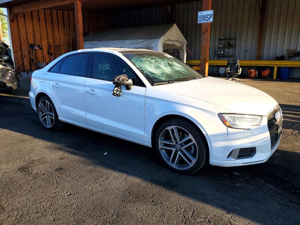 49804686 :رقم المزاد ، WAUAUGFF5J1094527 vin ، 2018 Audi A3 مزاد بيع