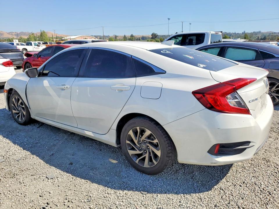 Продаж на аукціоні авто 2018 Honda Civic, vin: 2HGFC2F79JH574290, номер лоту: 48534136