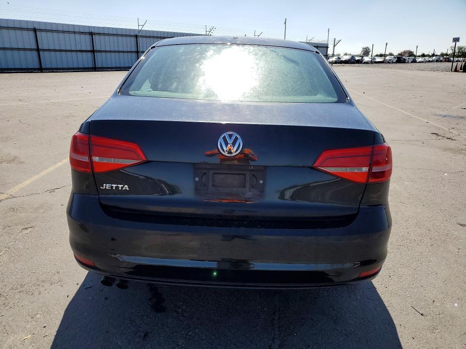47664536 :رقم المزاد ، 3VW1K7AJ2FM232309 vin ، 2015 Volkswagen Jetta مزاد بيع