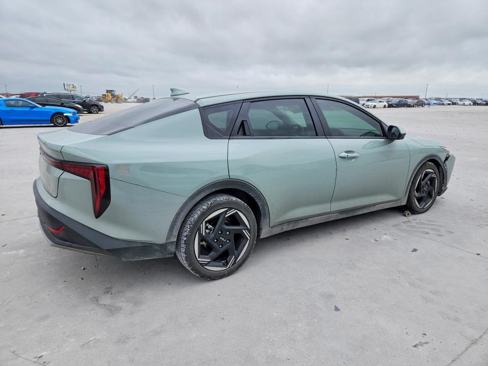 Продажа на аукционе авто 2025 Kia K4, vin: 3KPFU4DE8SE133966, номер лота: 49866886