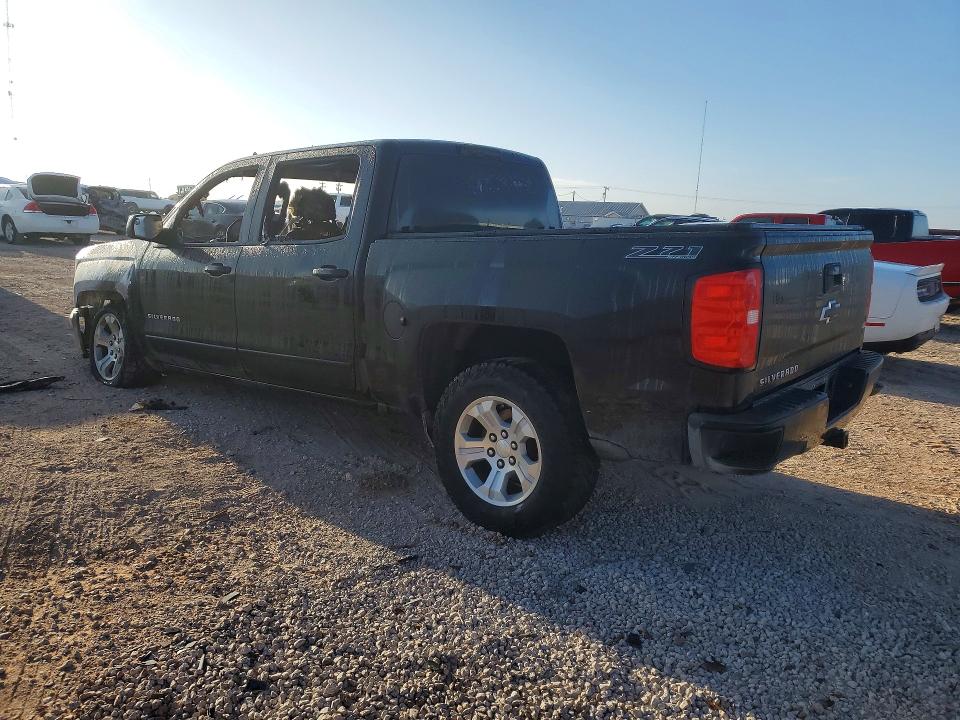 Продаж на аукціоні авто 2018 Chevrolet Silverado, vin: 3GCUKREC3JG473438, номер лоту: 51072906