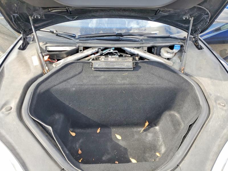 Продажа на аукционе авто 2015 Tesla Model S, vin: 5YJSA1E29FF116877, номер лота: 51146406