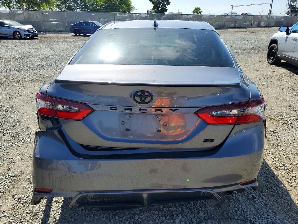 Продажа на аукционе авто 2023 Toyota Camry, vin: 4T1G11AK2PU744490, номер лота: 51724346