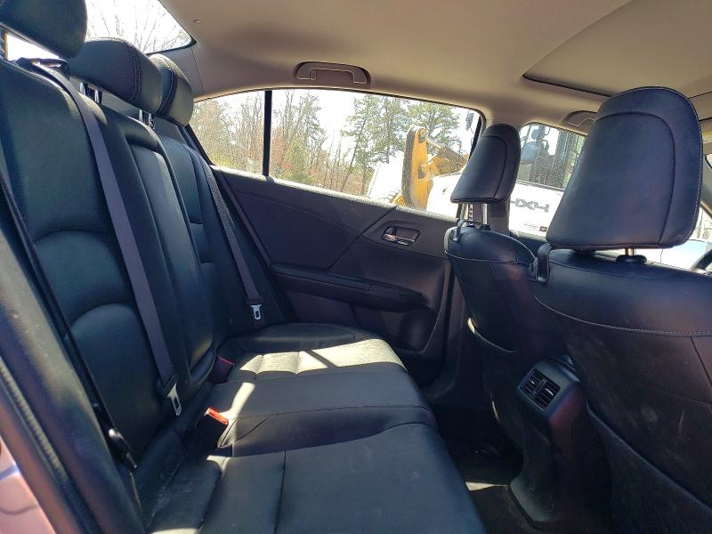 Продажа на аукционе авто 2017 Honda Accord, vin: JHMCR6F51HC017973, номер лота: 50958086