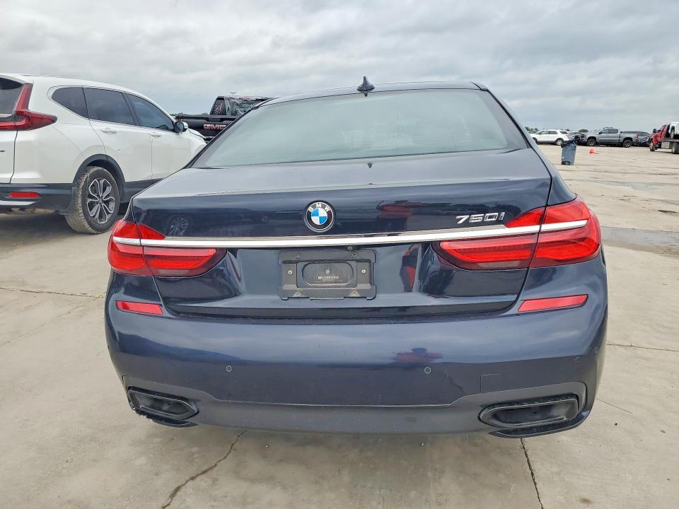 2018 Bmw 750 მანქანა იყიდება აუქციონზე, vin: WBA7F0C5XJGM24179, აუქციონის ნომერი: 49686176