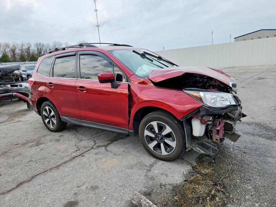 Продажа на аукционе авто 2018 Subaru Forester, vin: JF2SJAJCXJH608486, номер лота: 48286206