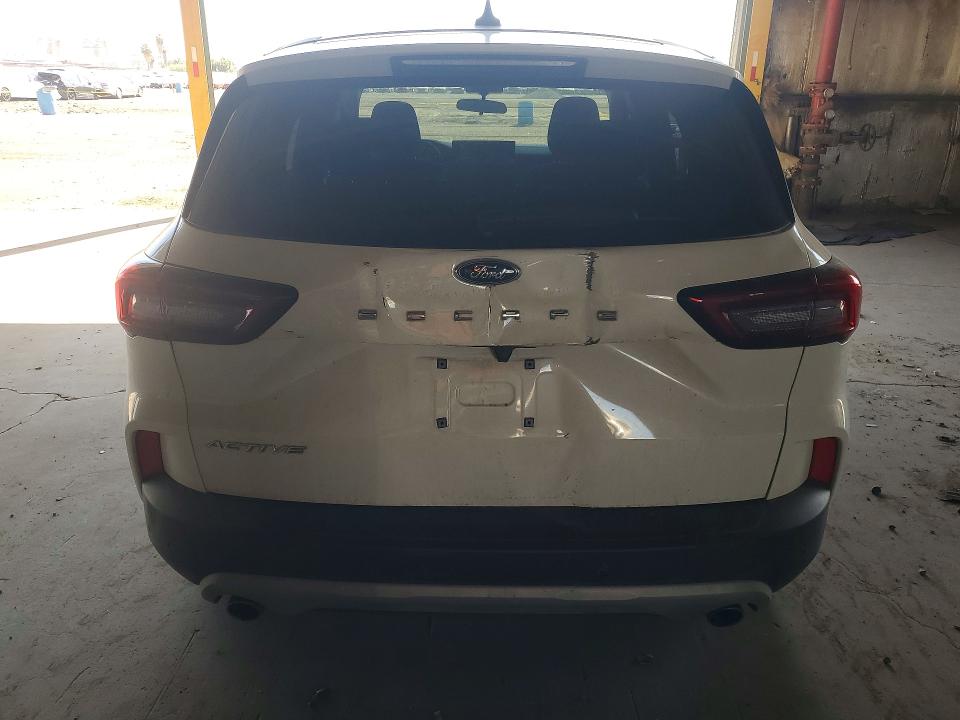 48689856 :رقم المزاد ، 1FMCU0GN3PUA71212 vin ، 2023 Ford Escape مزاد بيع