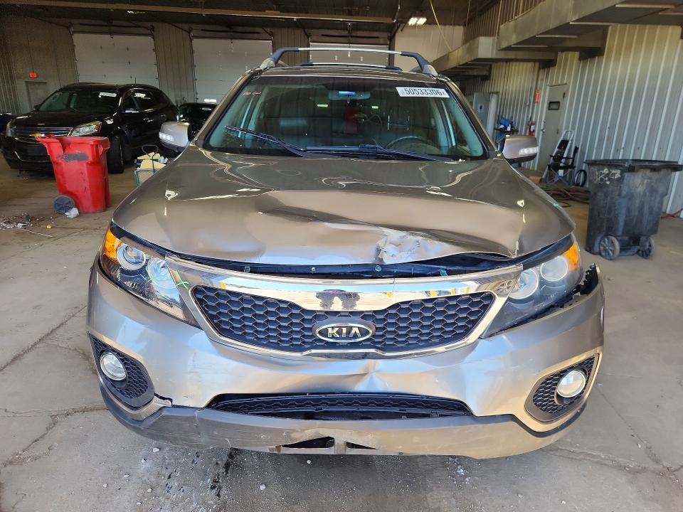 2013 Kia Sorento მანქანა იყიდება აუქციონზე, vin: 5XYKUDA23DG319493, აუქციონის ნომერი: 50533306