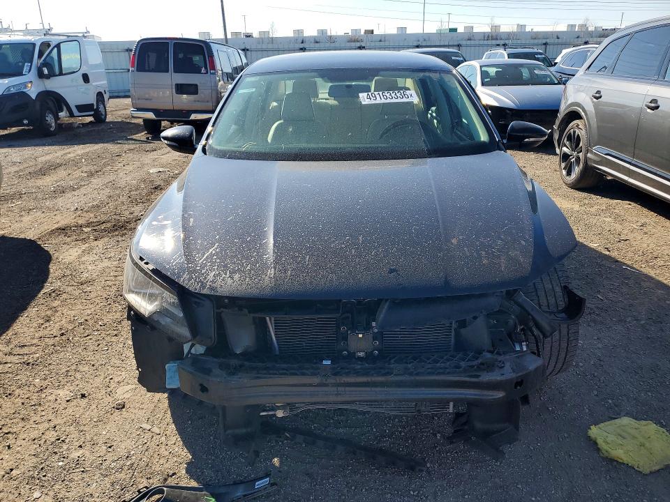 49163336 :رقم المزاد ، 1VWAA7A34JC039366 vin ، 2018 Volkswagen Passat مزاد بيع