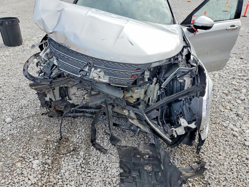Продаж на аукціоні авто 2024 Mitsubishi Outlander, vin: JA4J4WA84RZ030833, номер лоту: 48912406