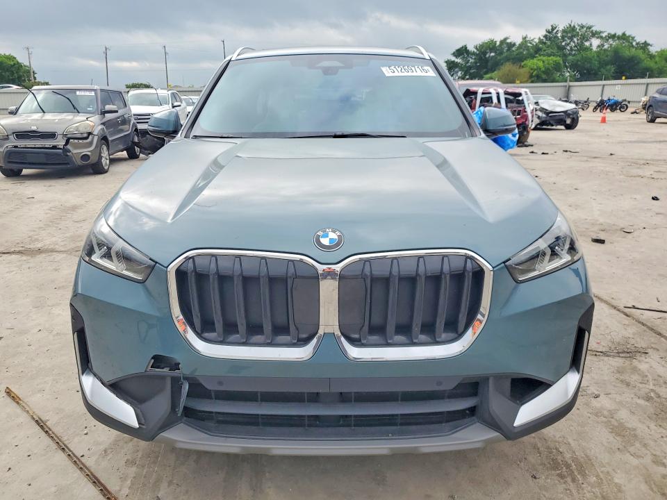 51269716 :رقم المزاد ، WBX73EF08P5W03983 vin ، 2023 Bmw X1 مزاد بيع