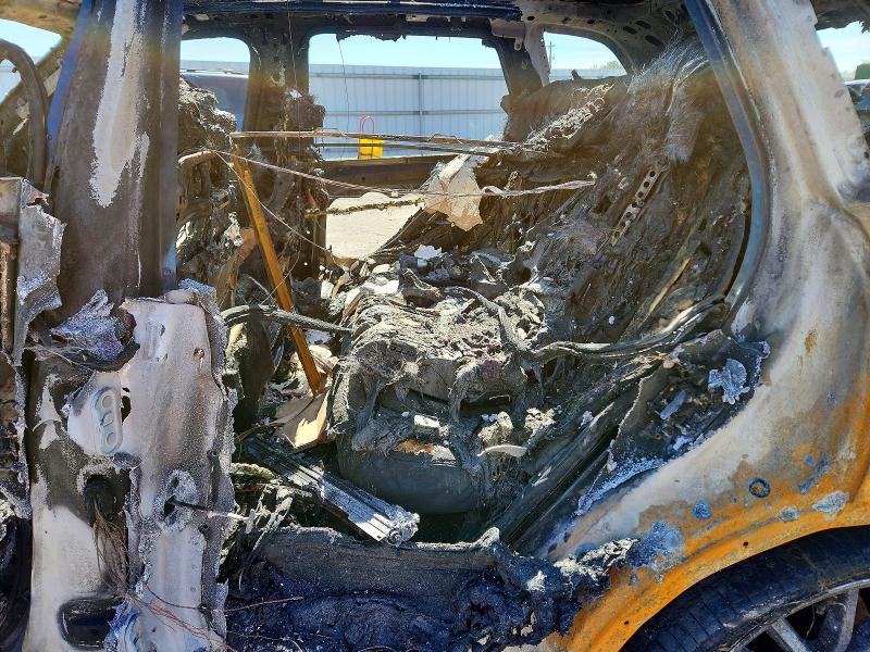 48941926 :رقم المزاد ، 5UXCR6C0XM9G05695 vin ، 2021 Bmw X5 مزاد بيع