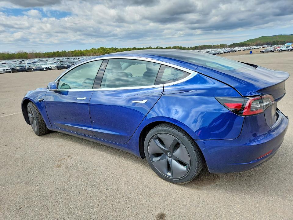 2018 Tesla Model 3 მანქანა იყიდება აუქციონზე, vin: 5YJ3E1EB6JF064447, აუქციონის ნომერი: 50712826