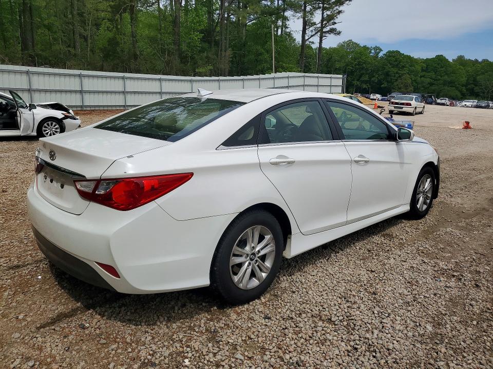 2014 Hyundai Sonata მანქანა იყიდება აუქციონზე, vin: 5NPEB4AC1EH935747, აუქციონის ნომერი: 51676646