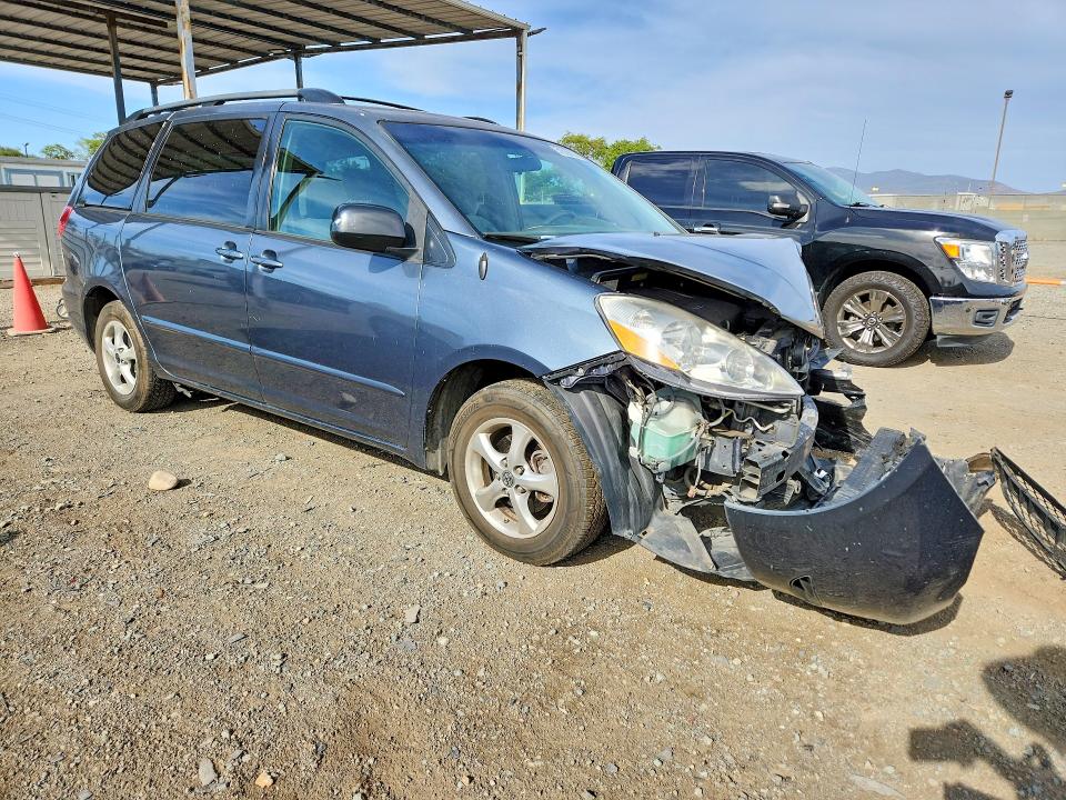 2007 Toyota Sienna მანქანა იყიდება აუქციონზე, vin: 5TDZK23C77S054907, აუქციონის ნომერი: 51539106