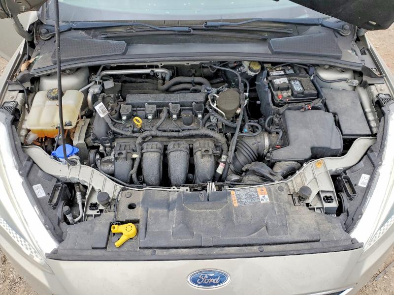 51383096 :رقم المزاد ، 1FADP3K25FL215769 vin ، 2015 Ford Focus مزاد بيع