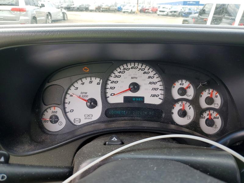 2005 Chevrolet Tahoe მანქანა იყიდება აუქციონზე, vin: 1GNEK13T95R214104, აუქციონის ნომერი: 48875506