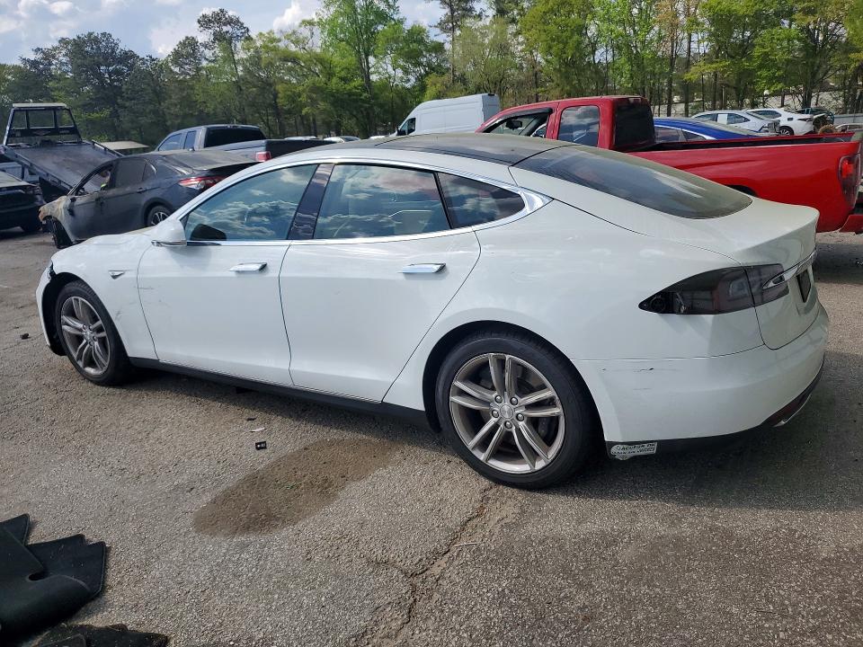 48261256 :رقم المزاد ، 5YJSA1CP5DFP16680 vin ، 2013 Tesla Model S مزاد بيع