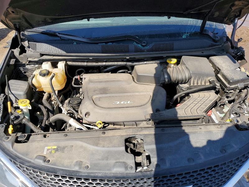 49867256 :رقم المزاد ، 2C4RC1EG9HR528907 vin ، 2017 Chrysler Pacifica مزاد بيع