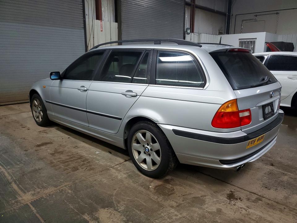 48939286 :رقم المزاد ، WBAEP334X2PF00582 vin ، 2002 Bmw 325 مزاد بيع