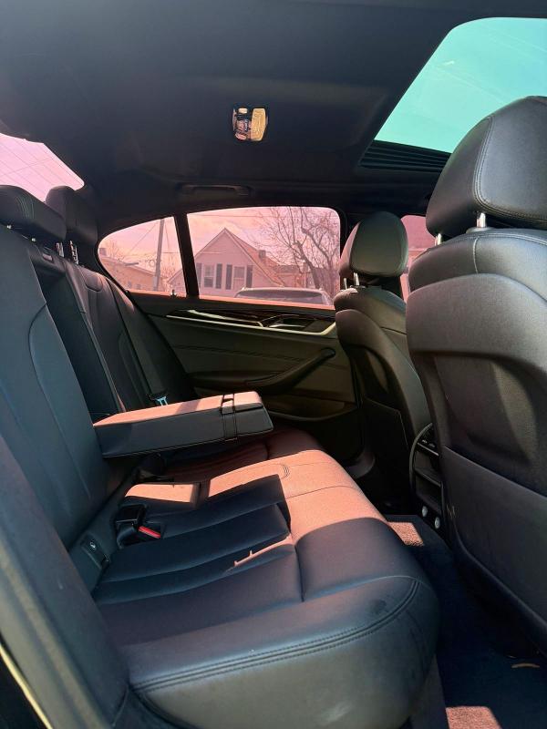 48612026 :رقم المزاد ، WBAJA5C57KBX87975 vin ، 2019 Bmw 530 مزاد بيع