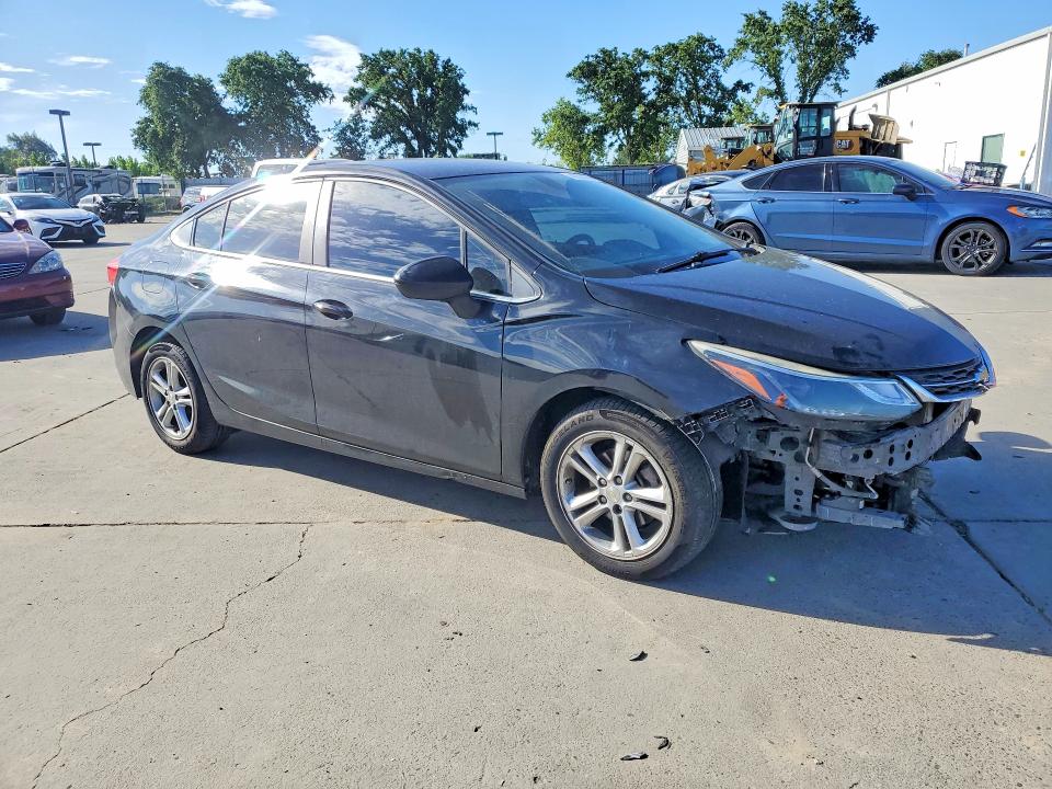 2017 Chevrolet Cruze მანქანა იყიდება აუქციონზე, vin: 1G1BE5SM4H7249078, აუქციონის ნომერი: 48938066