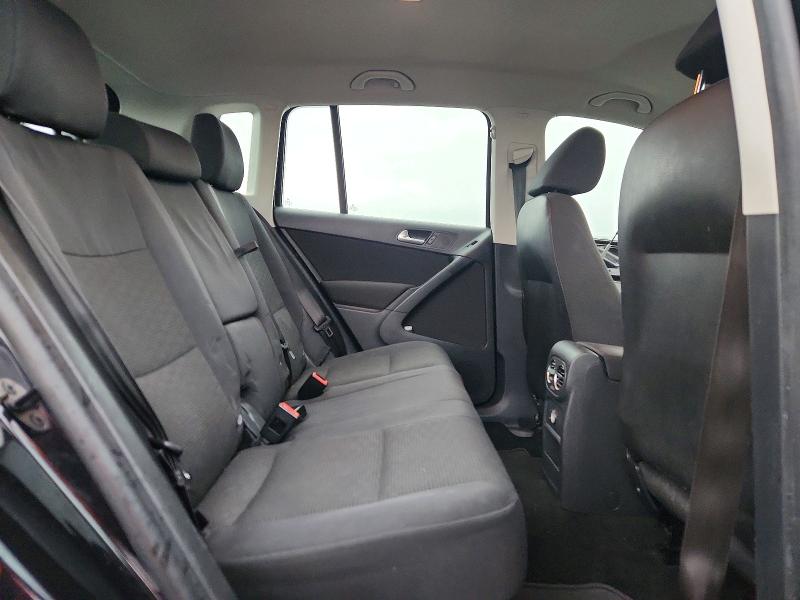 49915086 :رقم المزاد ، WVGAV7AX7HK042994 vin ، 2017 Volkswagen Tiguan مزاد بيع