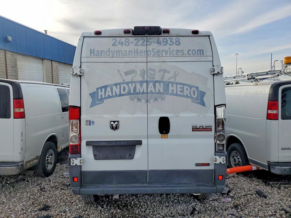 51160386 :رقم المزاد ، 3C6TRVDD2FE501637 vin ، 2015 Ram Promaster 2500 مزاد بيع