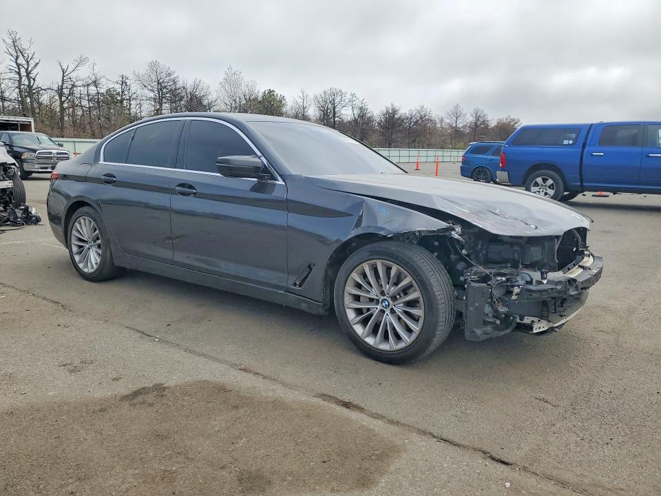 51476316 :رقم المزاد ، WBA53BH06NCK23434 vin ، 2022 Bmw 530 مزاد بيع
