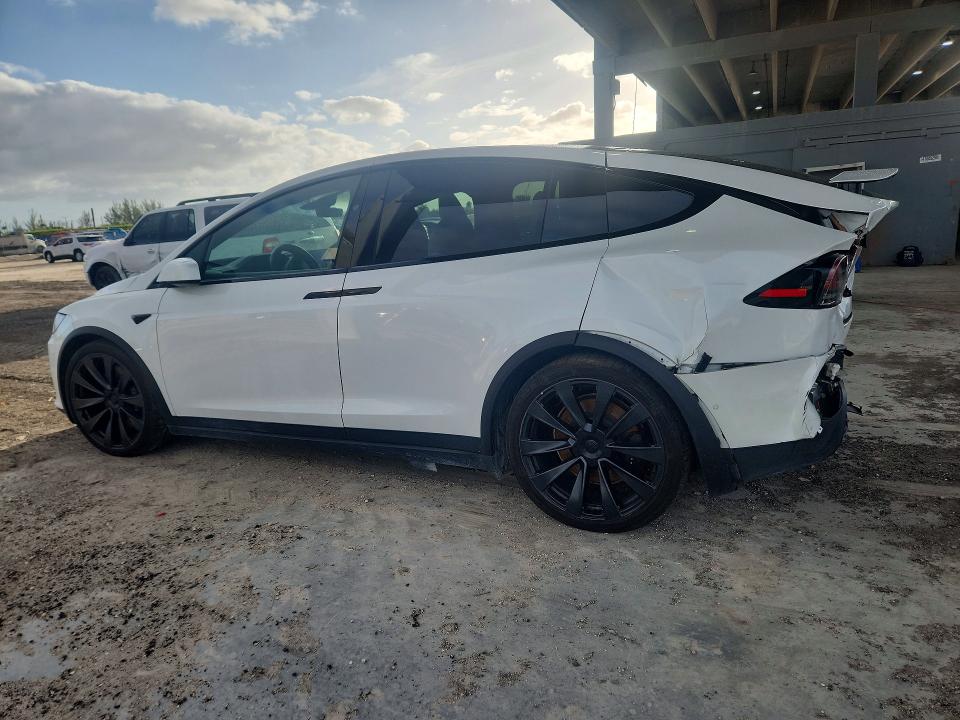 Продажа на аукционе авто 2022 Tesla Model X, vin: 7SAXCBE63NF343590, номер лота: 49390076